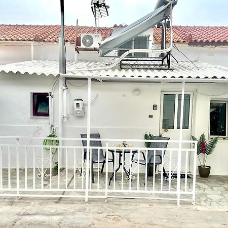 Maria' S Apartment Lávrion Екстериор снимка